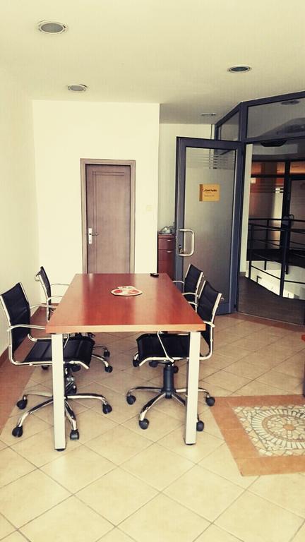 Apartment The Royal Pg Подгориця Екстер'єр фото